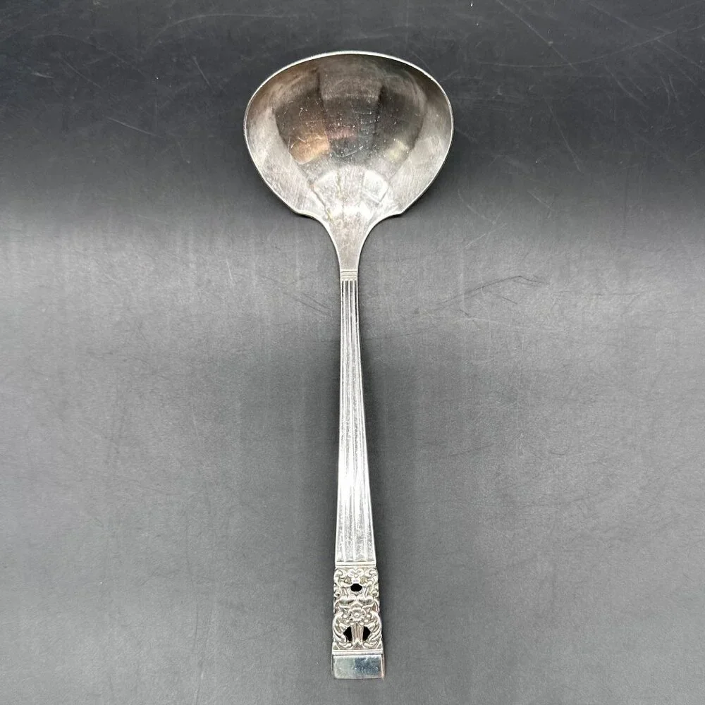 Vintage Gravy Ladle Oneida Community Coronation Silverplate 1936 Floral Handle